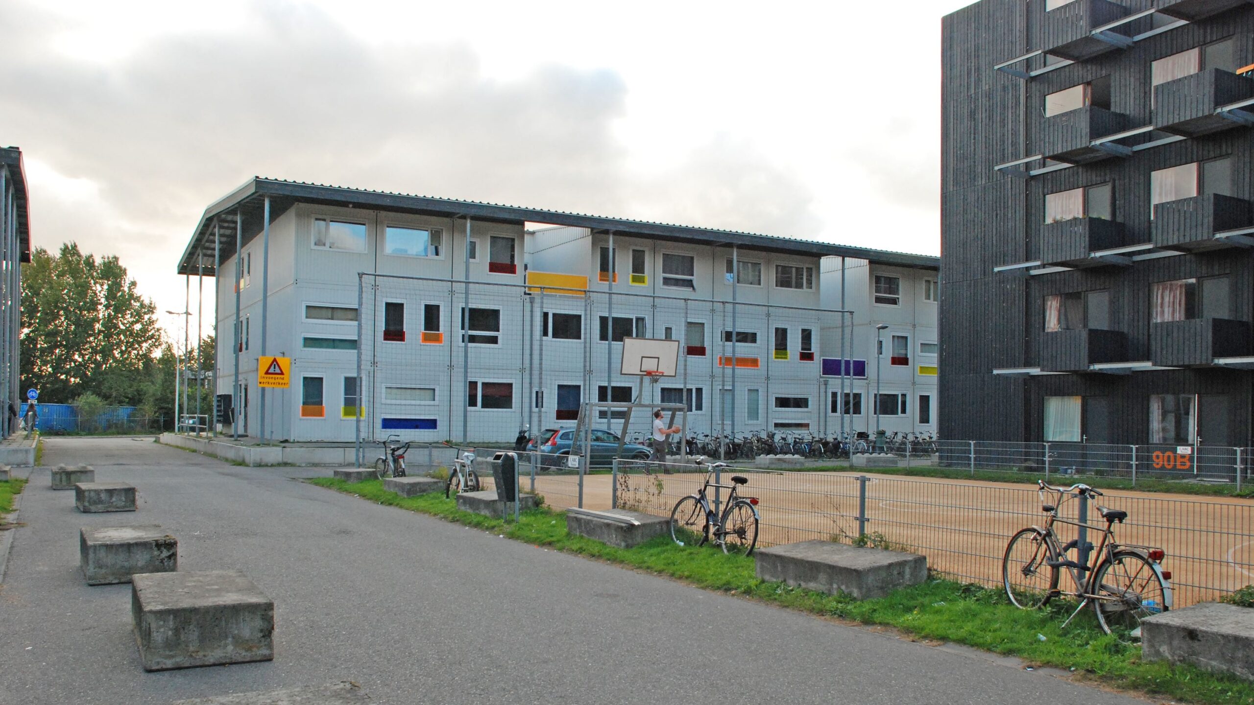 Voorbeeld van woongebouw met schildak. Foto: NAP Nieuws.